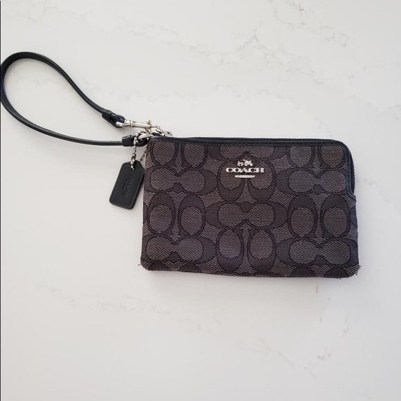 Coach Wristlet Womens Black Gray - Picture 1 of 3
